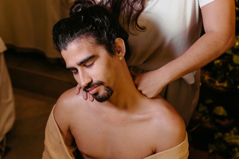 Shiatsu Masajı — temsili fotoğraf